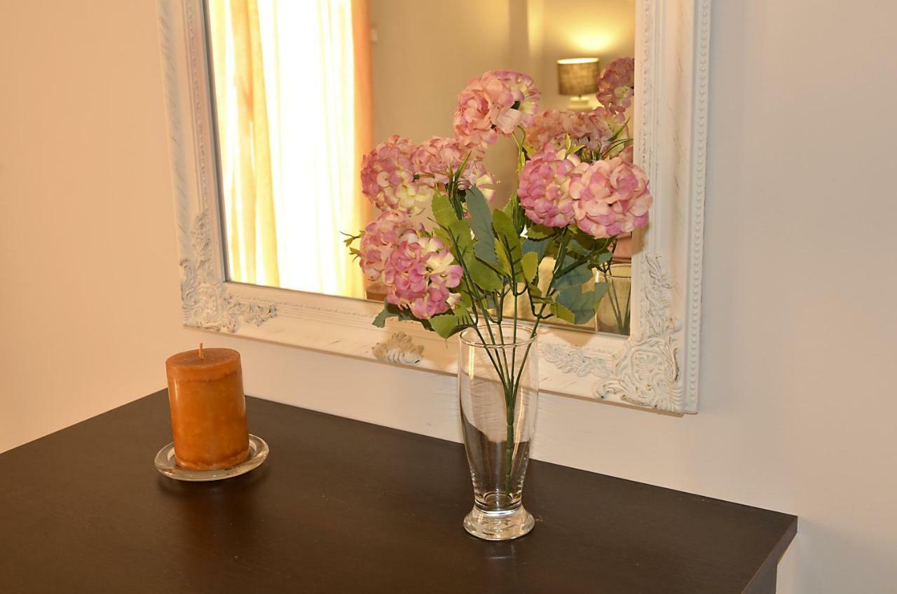 Ferienwohnung Just 9 Min From Acropolis Athen Exterior foto