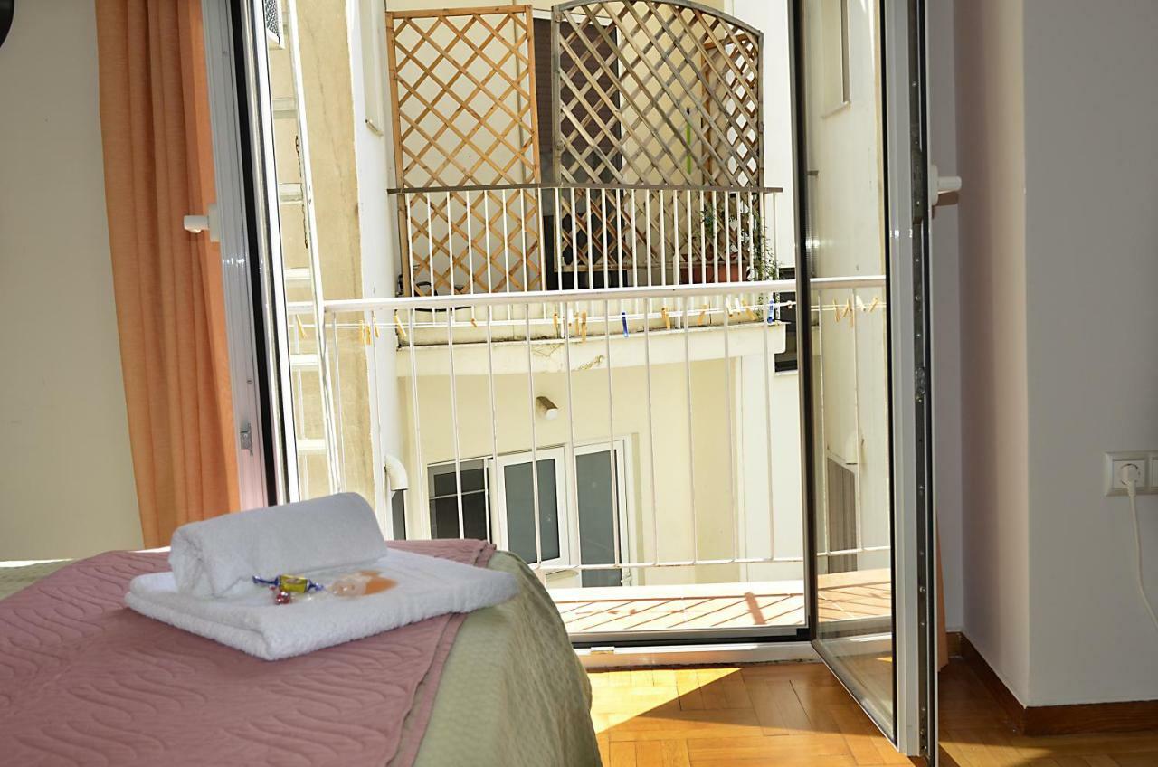 Ferienwohnung Just 9 Min From Acropolis Athen Exterior foto